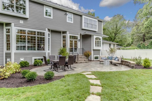 Concrete Patio Landscaping in Taylor