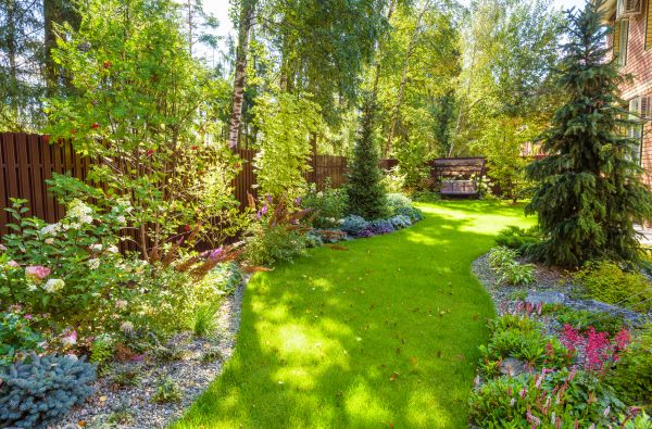 Monthly Garden Maintenance in Taylor