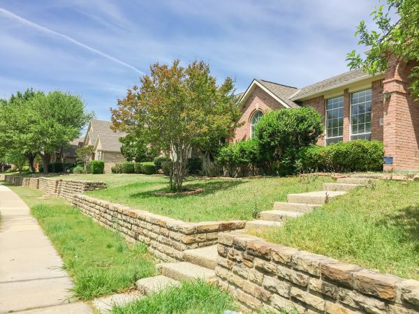 Sloped Yard Landscaping in Taylor