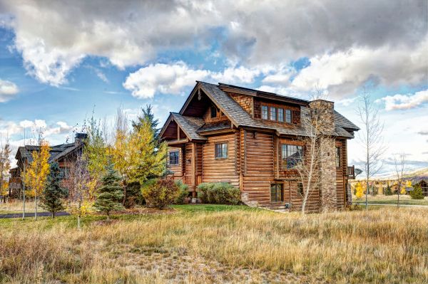 Cabin Landscaping in Taylor